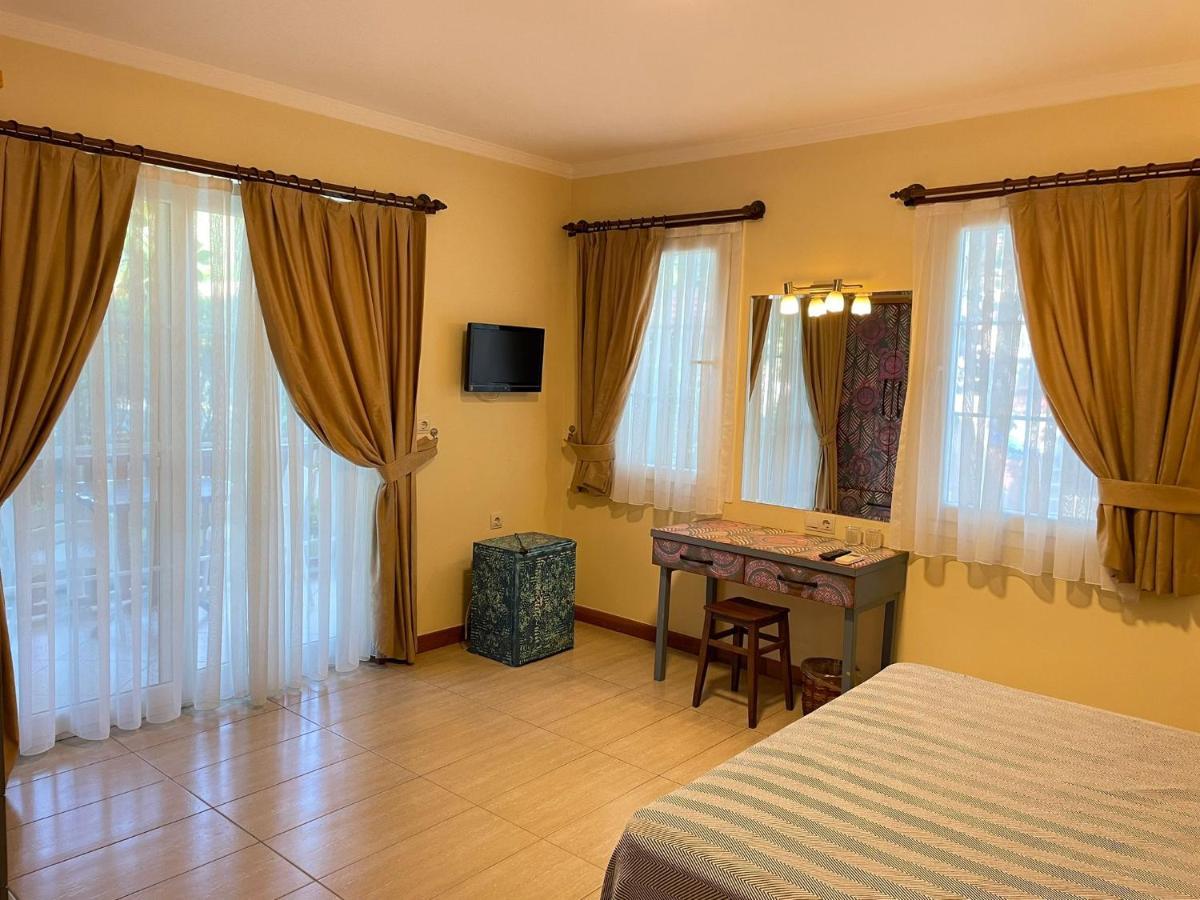 Hotel Dalos เกอเจค ภายนอก รูปภาพ