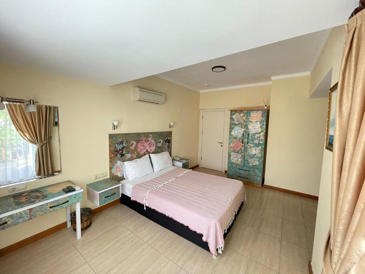 Hotel Dalos เกอเจค ภายนอก รูปภาพ