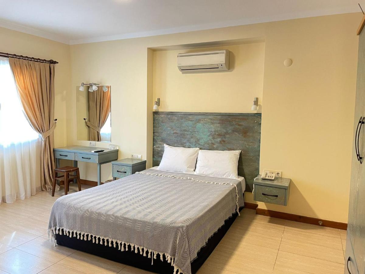 Hotel Dalos เกอเจค ภายนอก รูปภาพ