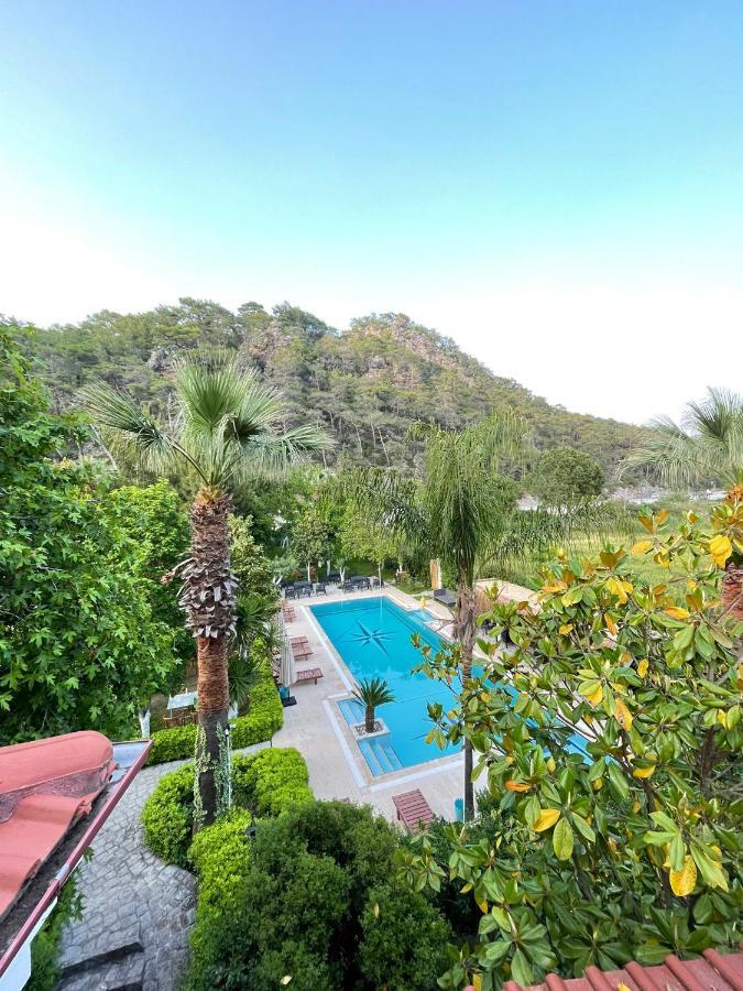 Hotel Dalos เกอเจค ภายนอก รูปภาพ