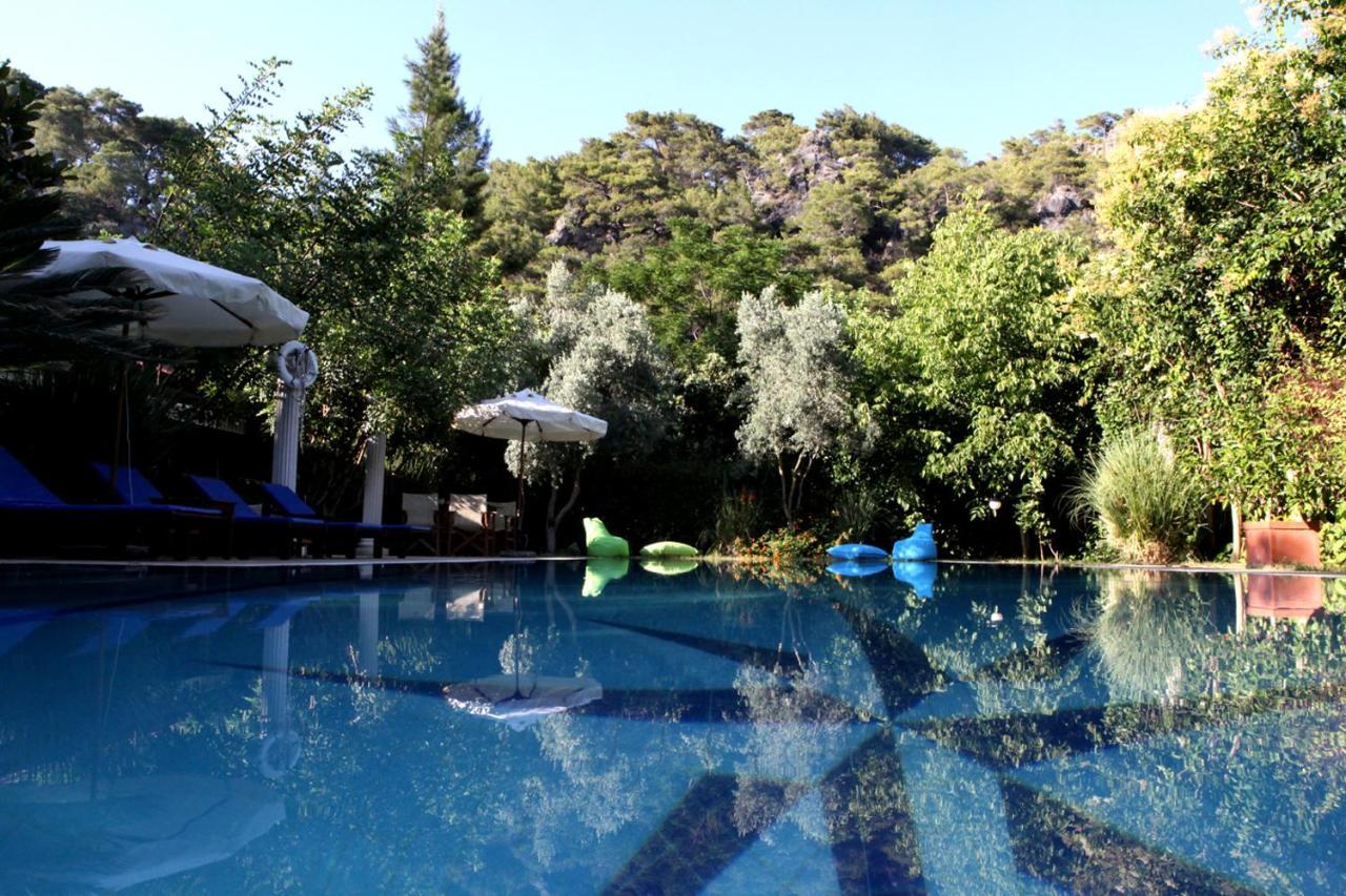 Hotel Dalos เกอเจค ภายนอก รูปภาพ